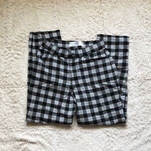 Black and White Hollister Pants!